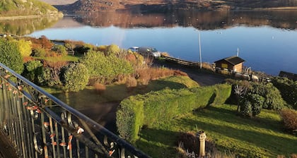 Upper Alta Apartment - Stunning views, waterfront, pet friendly