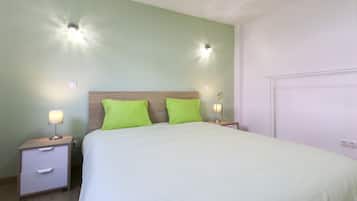 Suite, Private Bathroom (Relax Green Bamboo) | Iron/ironing board, rollaway beds, free WiFi, bed sheets