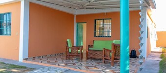 VILLA NAILY POOL AND ACCESS TO THE BEACH 🏝