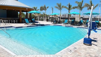 Piscina a l'aire lliure