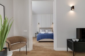 2 camere, una scrivania, ferro/asse da stiro, Wi-Fi gratuito