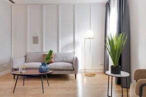 TV - Sweett | Sepulveda 5A (Barcelona)