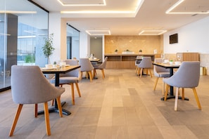 Restaurant - Stadía Suites Querétaro Centro Histórico (Querétaro)