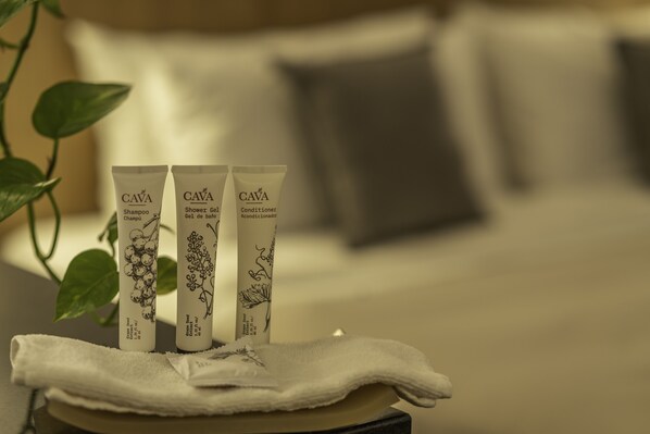 ห้องดีลักซ์ซิงเกิล | ห้องน้ำ | ฝักบัว, ของใช้ในห้องน้ำระดับพรีเมียม, ไดร์เป่าผม, ผ้าเช็ดตัว