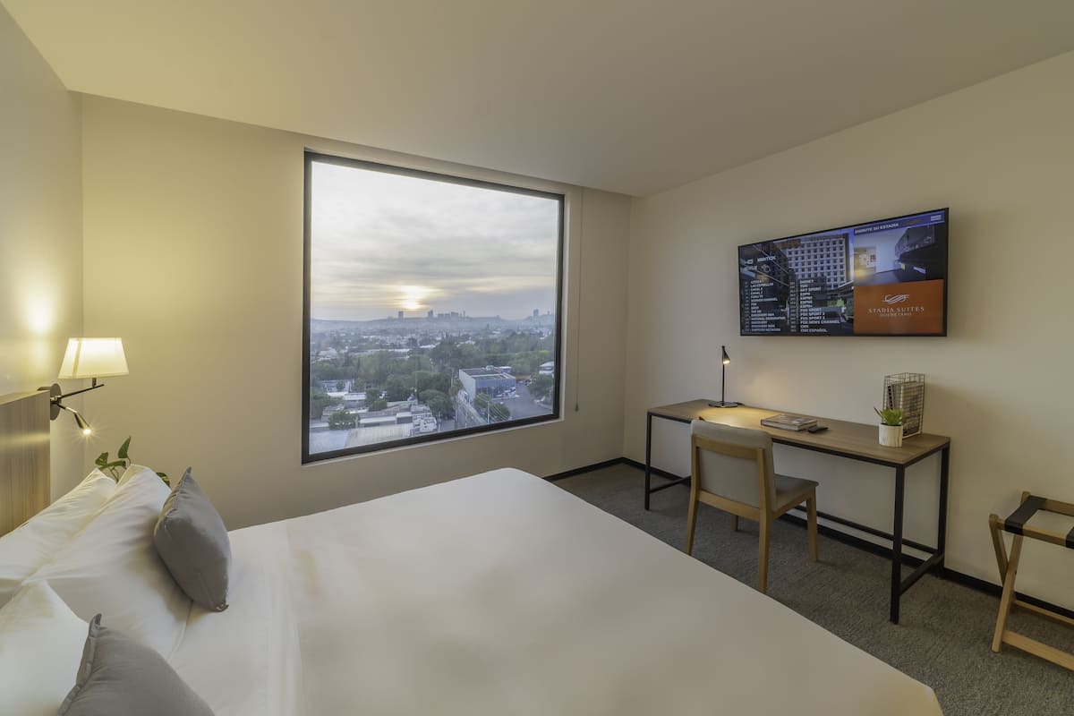Deluxe Single Room