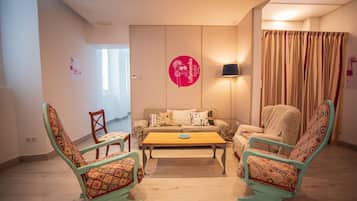 共用宿舍, 共用浴室 (1 bed in 5-beds mixed Dormitory) | 客廳