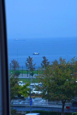 Beach/ocean view - Boutique California Hotel (Istanbul)