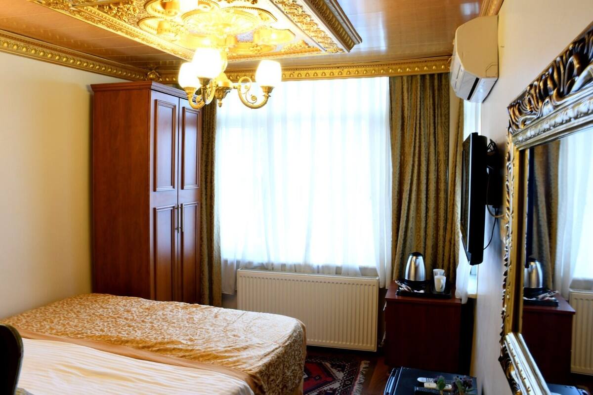 Standard Double Room | In-room safe, blackout drapes, soundproofing