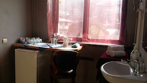 Basic Shared Dormitory, Non Smoking, Refrigerator | In-room dining - Hotel Sakartvelo (Tbilisi)