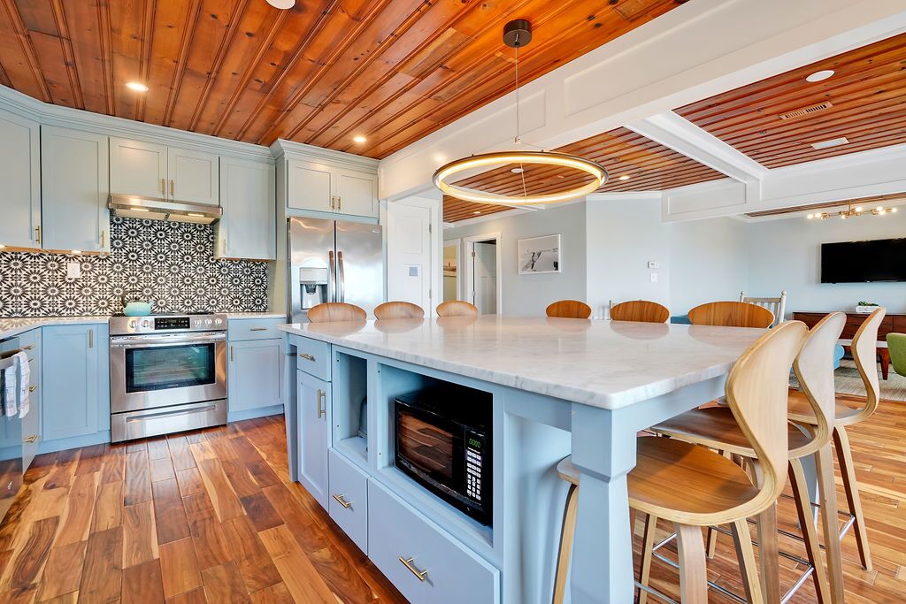 510 Caswell: Where the Surf Meets the Sound and Panoramic Coastal Views Await.
