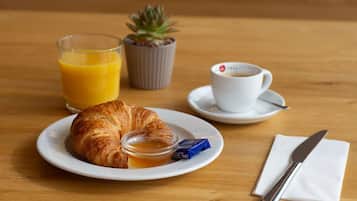 Frukostbuffé varje dag mot avgift