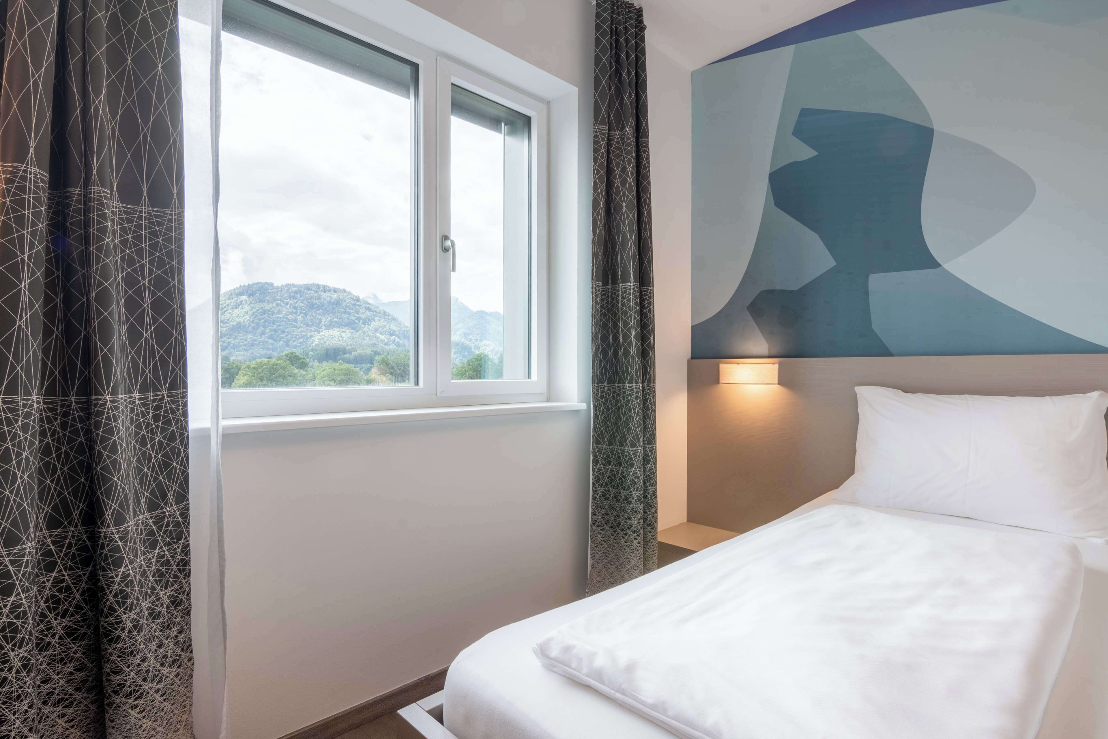 Standardzimmer, 1 Doppelbett (Converts to 2 Twin Beds) | Zimmersafe, Verdunkelungsvorhänge, kostenloses WLAN, Bettwäsche