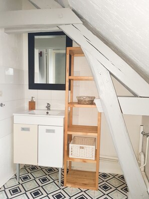 Interior - Cosy apartment in the heart of Champagne near cellars, Epernay. (Ay)