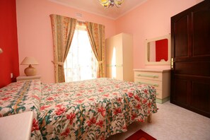 3 bedrooms, WiFi, bed sheets