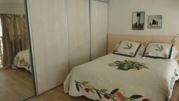 1 chambre, fer et planche Ă repasser, Wi-Fi