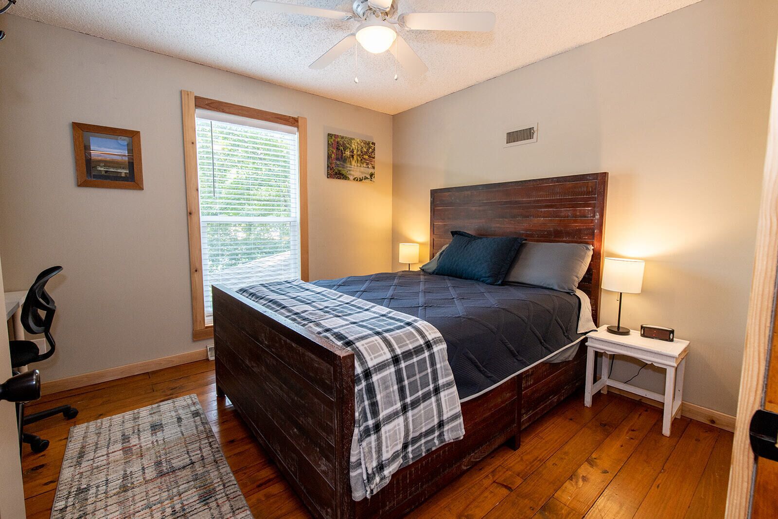 4 quartos, ferros/tábuas de passar roupa, Wi-Fi de cortesia