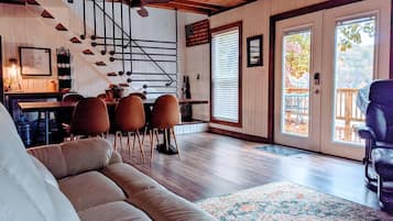 TV, fireplace, table tennis