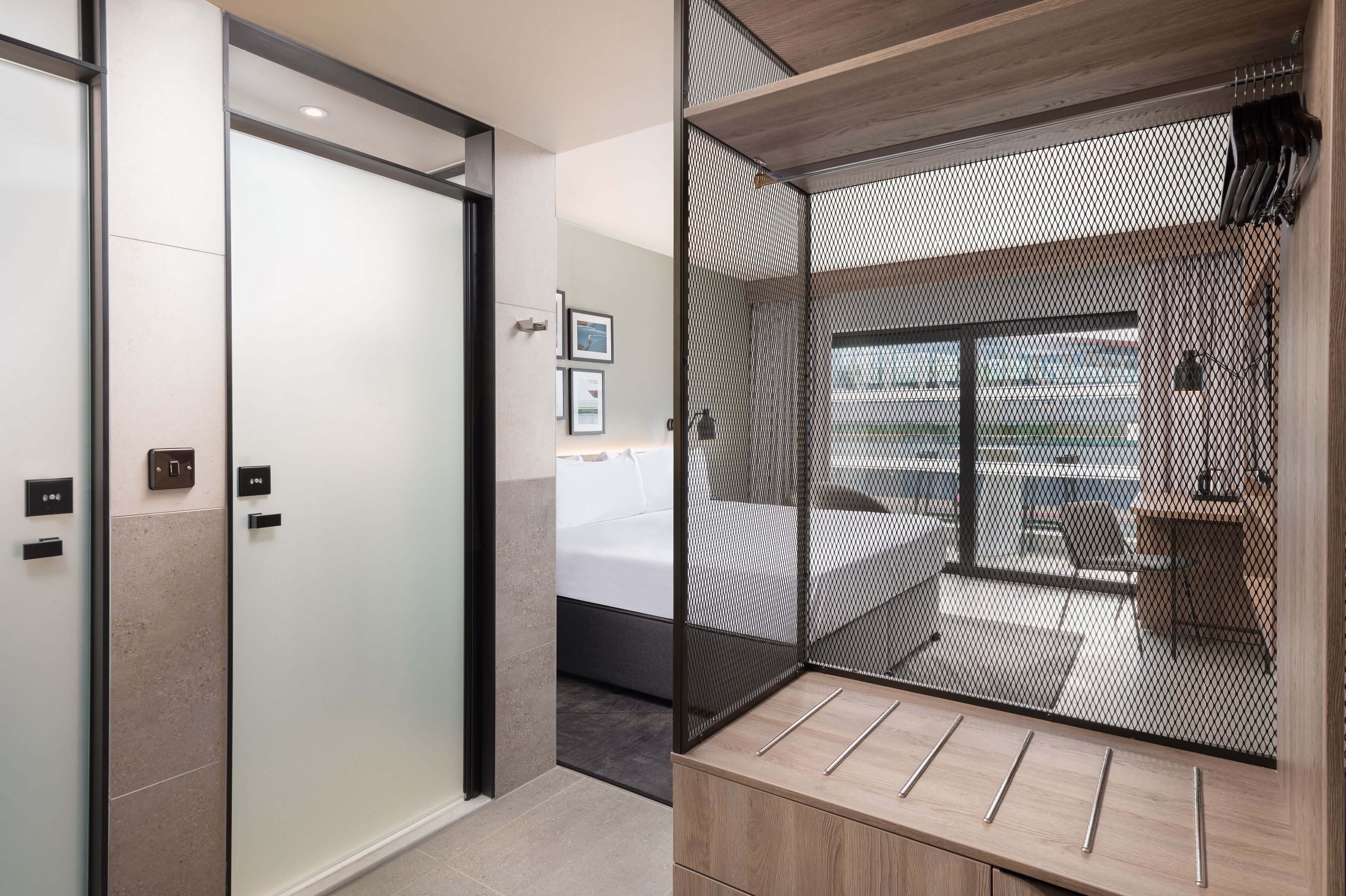 room, 1 king bed, balcony (track) | bathroom | shower, rainfall showerhead, free toiletries, hair dryer