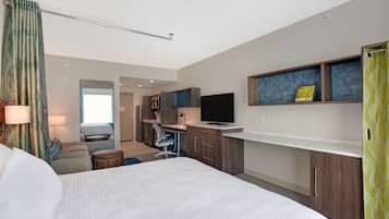 Hypo-allergenic bedding, desk, laptop workspace, free cots/infant beds