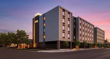 Home2 Suites by Hilton Des Moines at Drake University