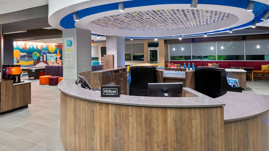 Tru by Hilton Spartanburg