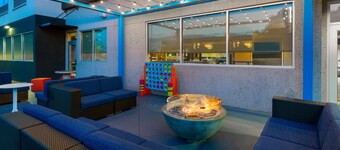 Tru by Hilton Spartanburg