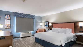 In-room safe, desk, soundproofing, free WiFi