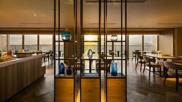 Executive-lounge