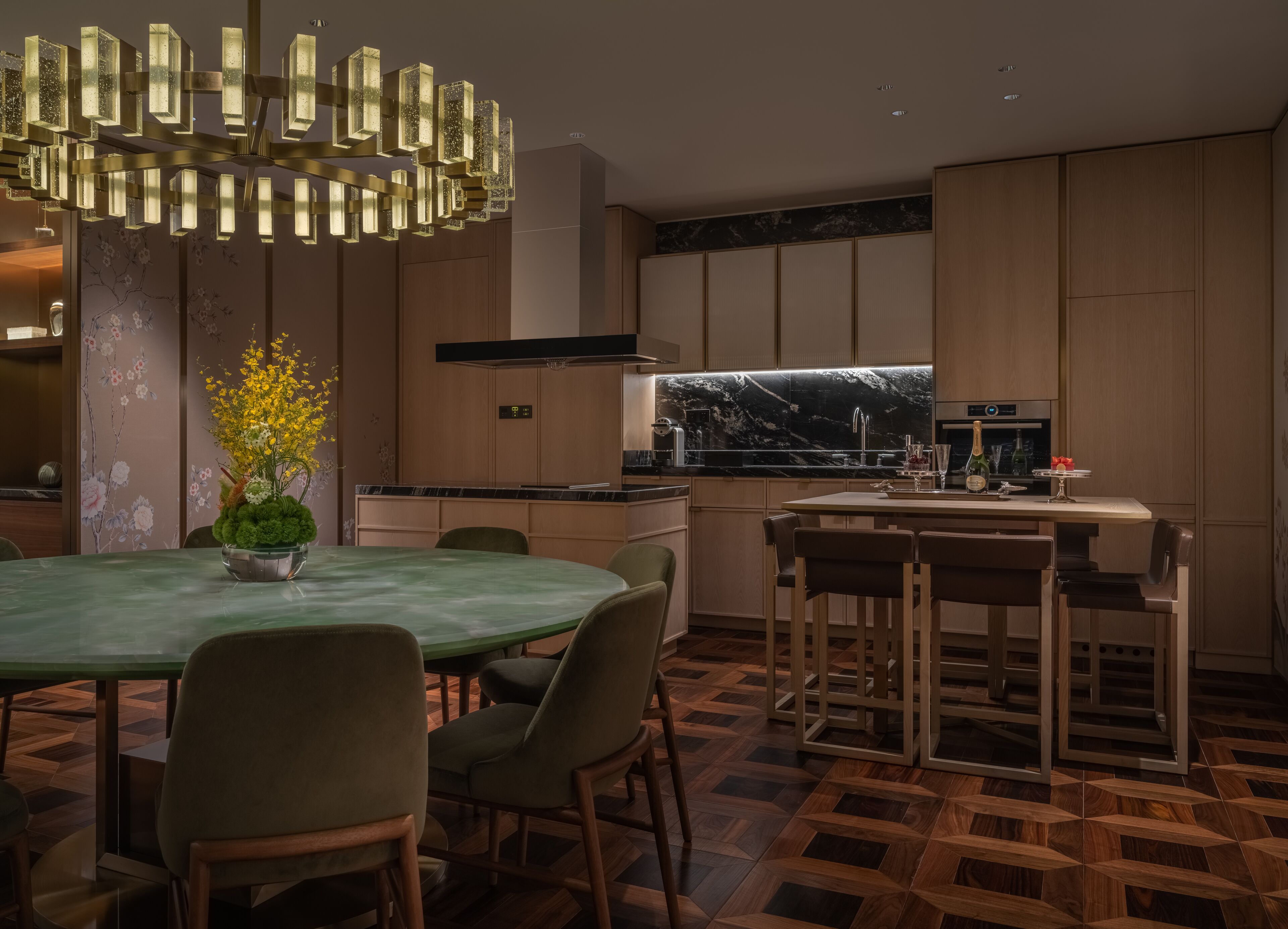 Ambassador Suite | Private kitchen | Espresso maker, coffee/tea maker