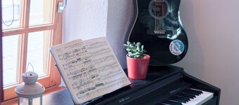 Mana Mana Youth Hostel