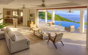 Outdoor dining - Ocean-View Luxury Villa – All-Inclusive with Helipad, Gym & Chauffeur (Playa Ocotal)