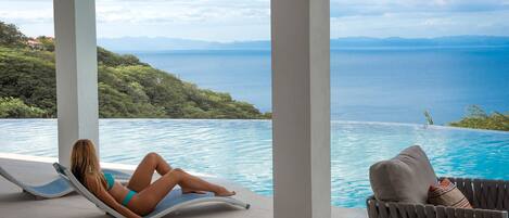 Piscine extérieure, piscine chauffée