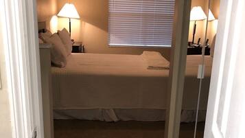 1 多间卧室、熨斗/熨衣板、WiFi、床单