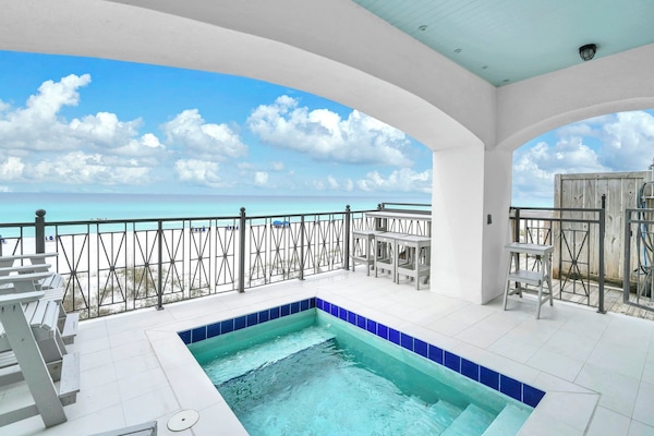 1st Floor Balcony - Private Splash Pool and Beach Access