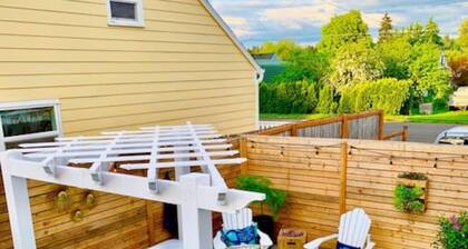 Nouvel appartement privé avec jardin et bain à remous