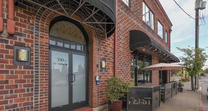 Suuri eklektinen 1 BR ravintolan yläpuolella 15 min PDX: lle