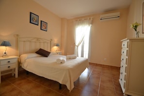 4 Schlafzimmer, Bettwäsche aus ägyptischer Baumwolle