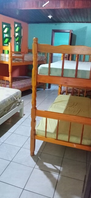 Familierom (Numero 3) | Strykejern/-brett og wi-fi (inkludert)