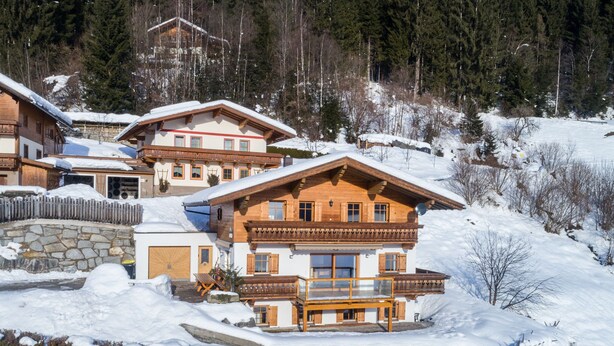 Exterior - Spacious Holiday Home in Wald im Pinzgau With Sauna (Wald im Pinzgau)