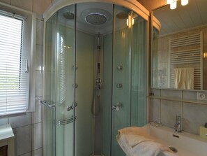 Bathroom - Cozy Chalet With Pond, Malmedy (Malmedy)