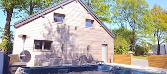 Cozy Holiday Home in Polleur with Hot Tub