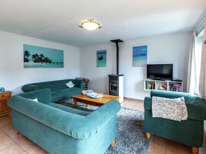 Ferienhaus | Wohnzimmer | Kamin, DVD-Player
