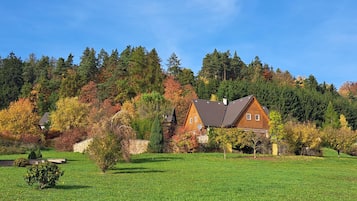Villa | Garden