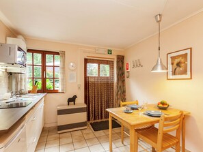Dining - Peaceful Bohon Apartment (Durbuy)