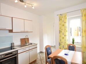 Dining - Beautiful Apartment in Kröpelin Near the Sea (Kroepelin)