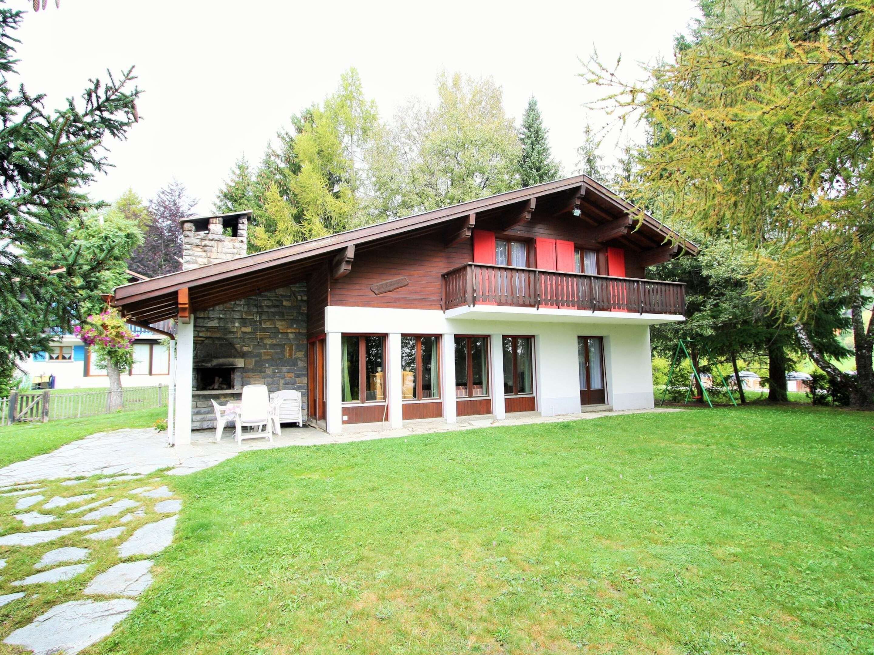 Chalet | Exterior