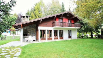 Chalet | Exterior