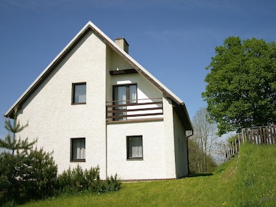 Welcoming Holiday Home With Private Garden, Heating, Parking