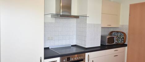 Bungalow | Private kitchen | Highchair