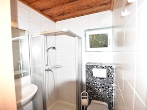 House | Bathroom